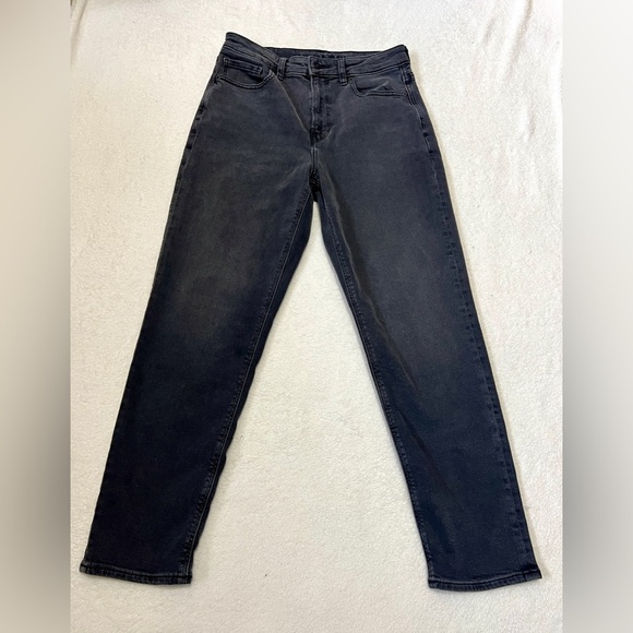 American Eagle Charcoal Straight Leg Mom Jeans - Size 6 (28") - Picture 2 of 12
